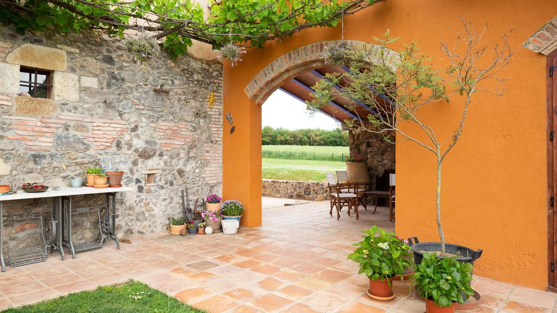 Δωμάτια σε οικογενειακή κατοικία Mas Teixidor, Masia Entre Girona Y La Costa Brava Caldes de Malavella